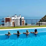 Serenity Sky Views Penthouse 公寓