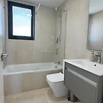 Serenity Sky Views Penthouse 公寓 *