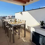 公寓 Serenity Sky Views Penthouse 丰希罗拉