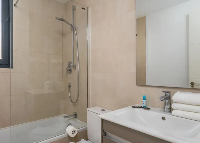 Serenity Sky Views Penthouse Apartment