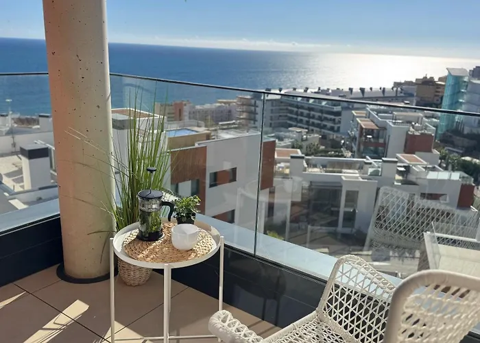 Serenity Sky Views Penthouse Fuengirola