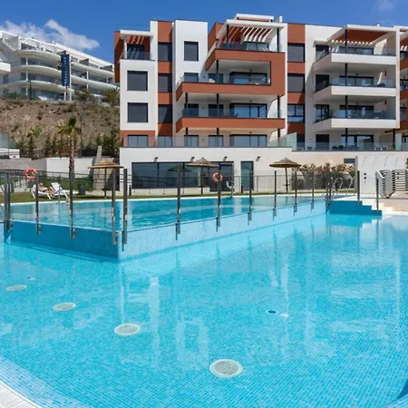 Serenity Sky Views Penthouse With Private Pool Fuengirola